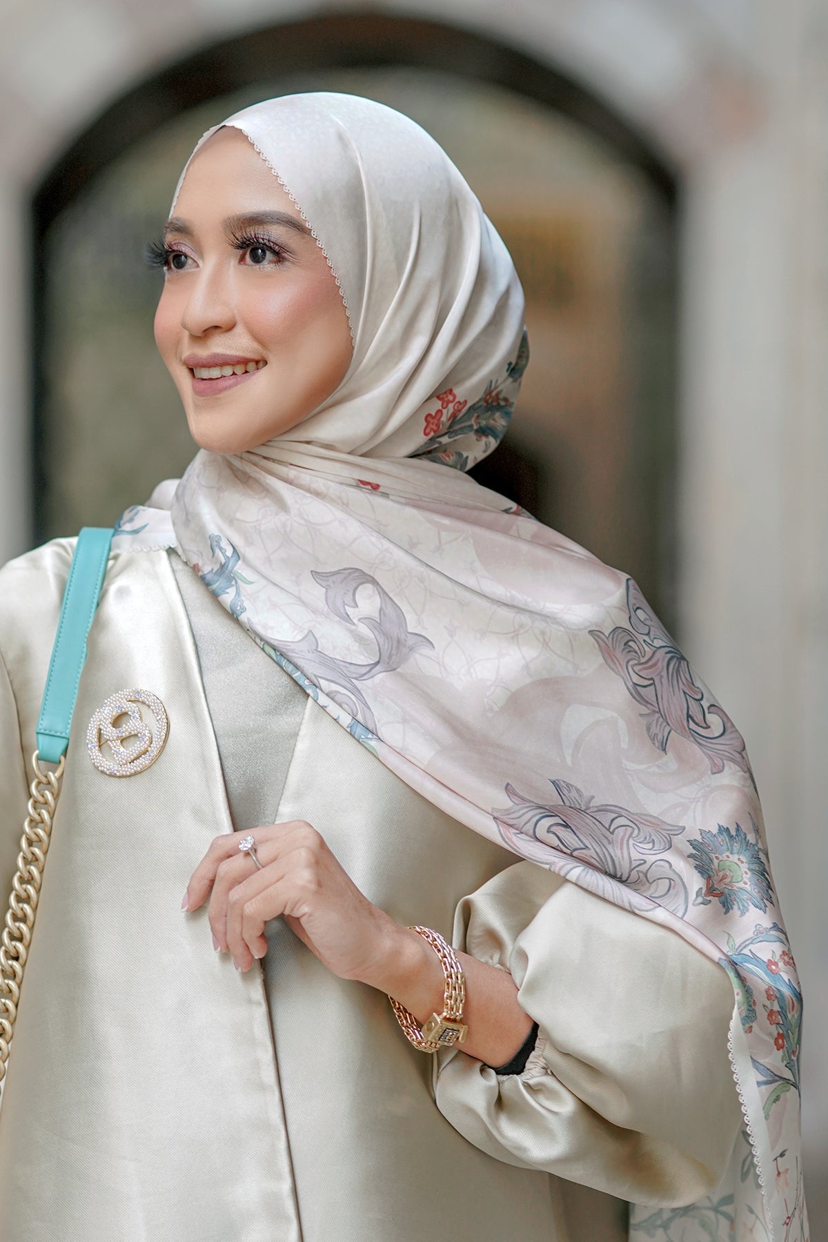 The Topkapi Satin Shawl - Ivory