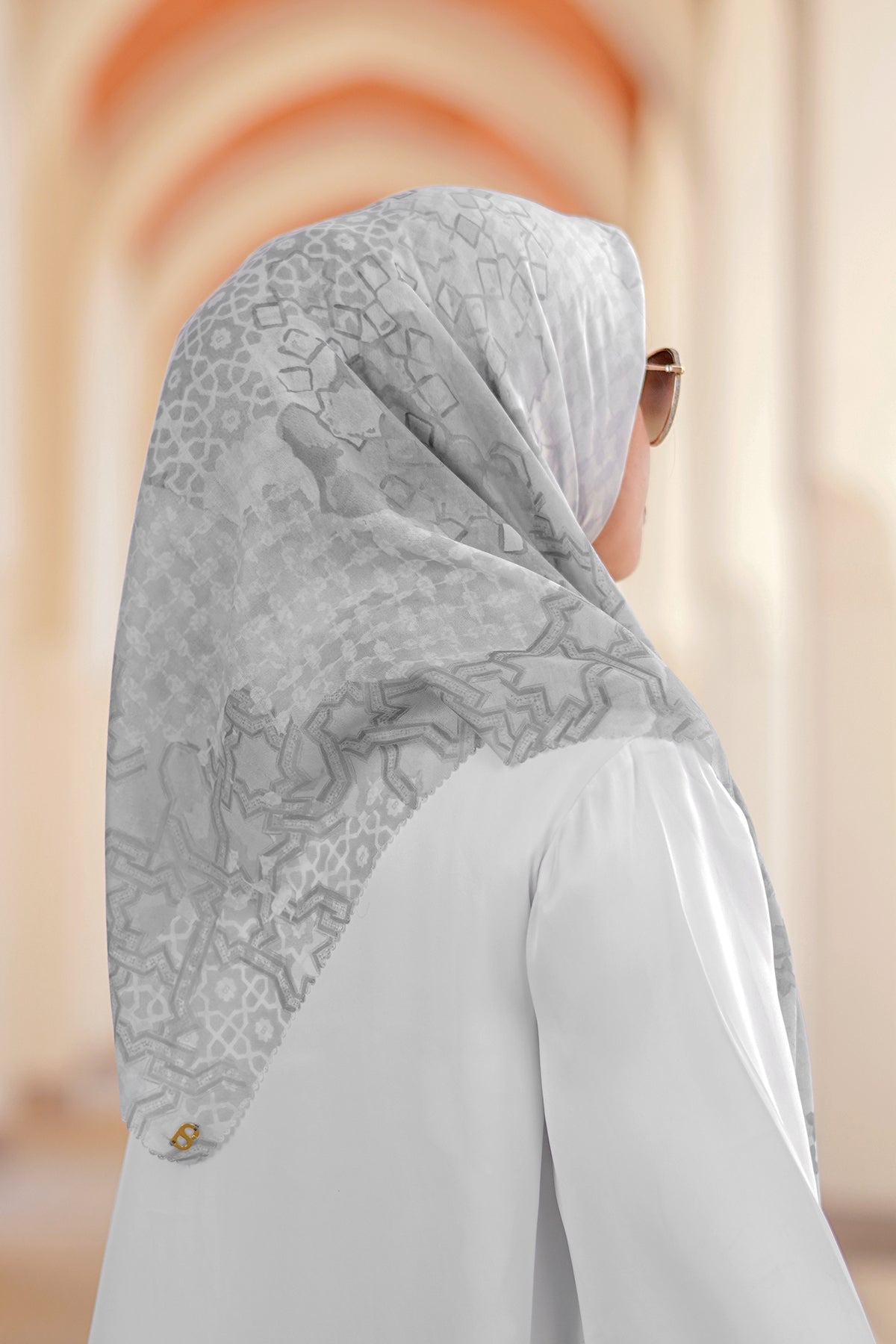 Haramain Series Satin Square - White