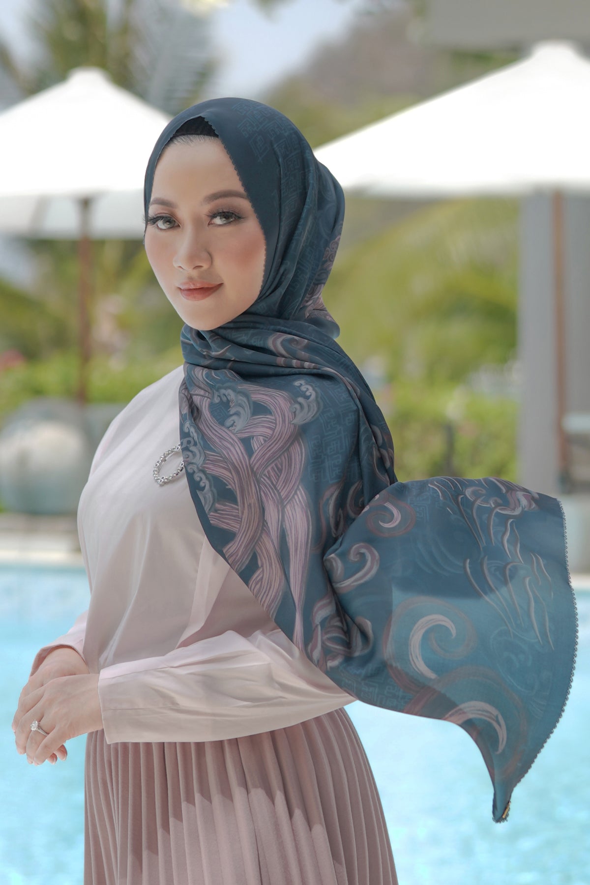 The Wave Satin Shawl in Midnight